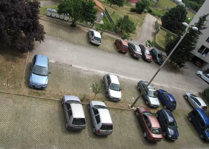 Lejlighed Leut Apartment, 3min Beach, 15min Center Pula