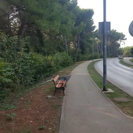 Leut Apartment, 3min Beach, 15min Center Διαμέρισμα