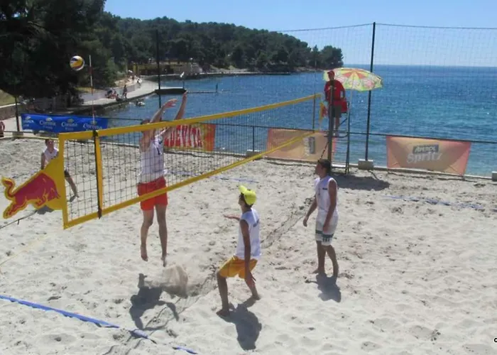 Leut Apartment, 3min Beach, 15min Center Pula