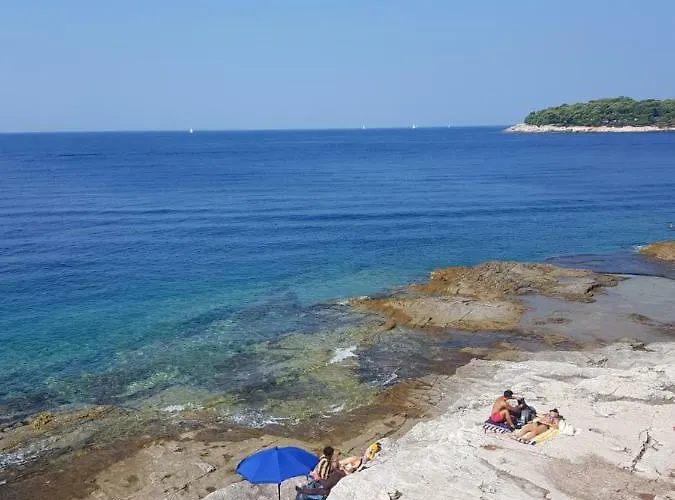 Leut Apartment, 3min Beach, 15min Center * Pula