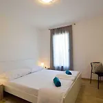 公寓 Leut Apartment, 3min Beach, 15min Center *