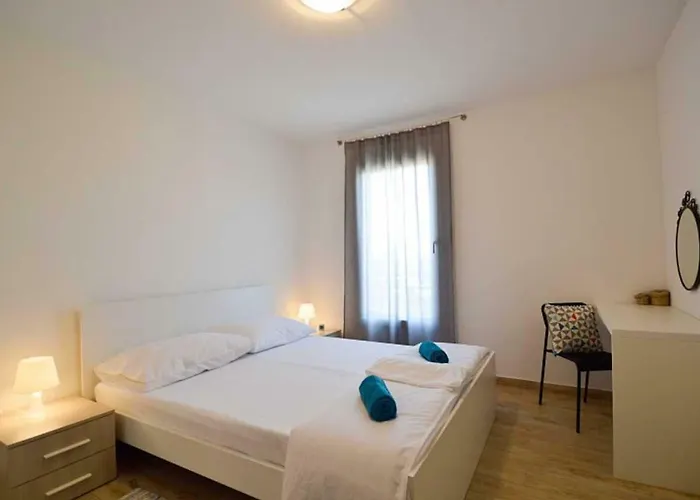 아파트 Leut Apartment, 3min Beach, 15min Center *